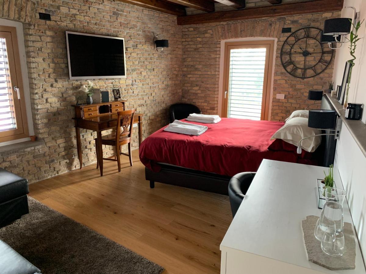 B&B La Corte Dei Vizi Clauiano Екстериор снимка